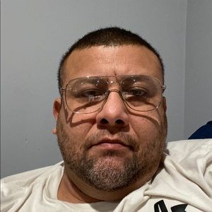 Meet your Posher, Marlon